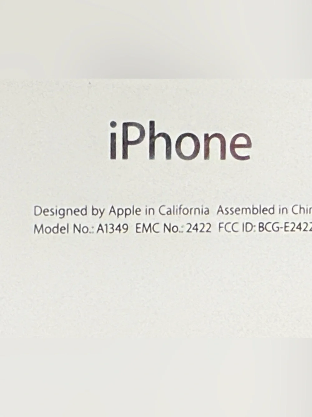 Apple iPhone 4S A1349 White 8GB Powers On Passcode Locked Untested As-Is
